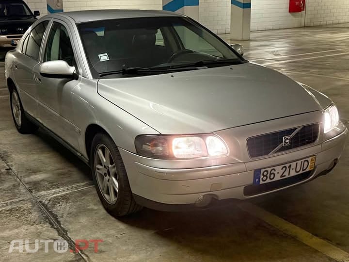 Volvo S60 2400