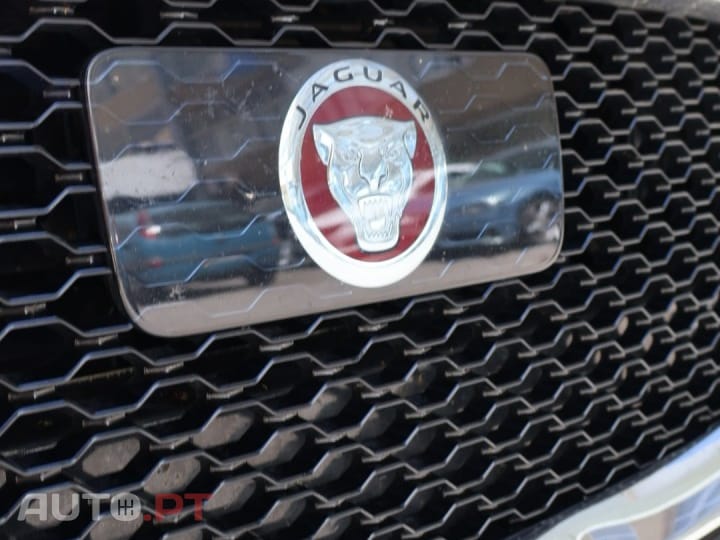 Jaguar XF 2.0 D Prestige Aut.