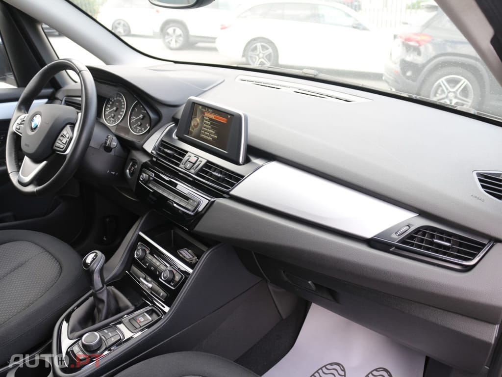 BMW 216 d