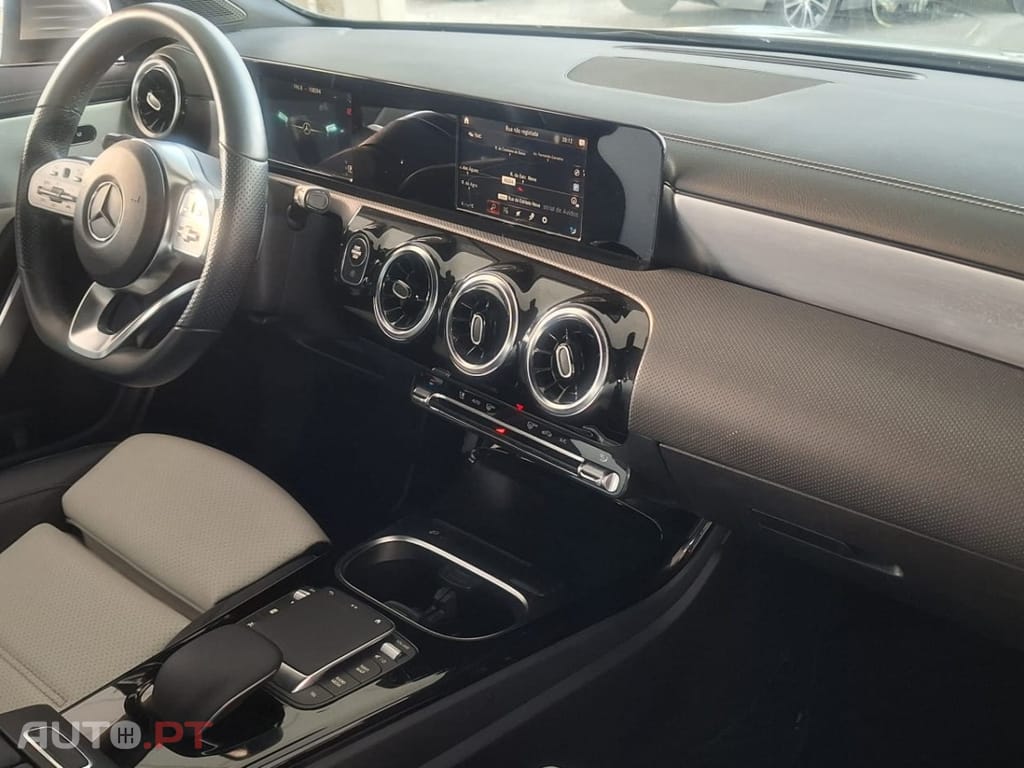 Mercedes-Benz CLA 220 d Shooting Brake AMG Line Aut.