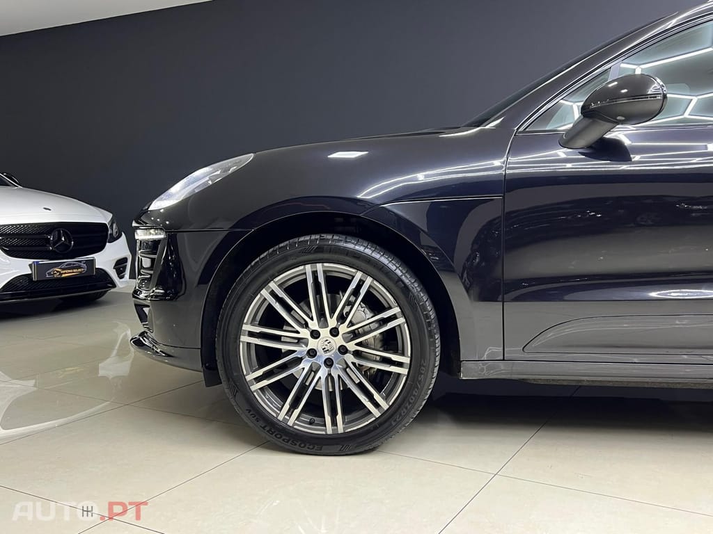 Porsche Macan S