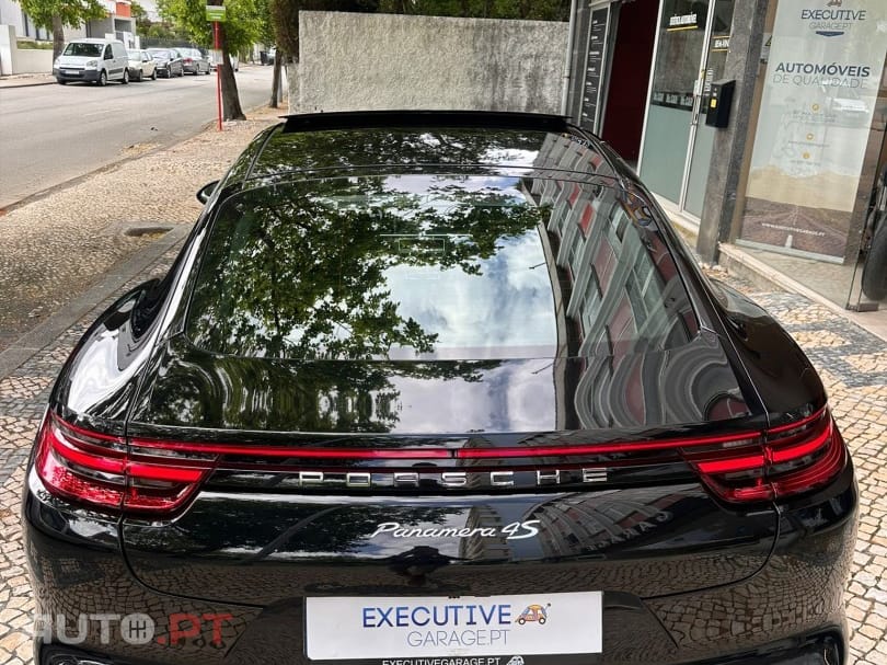 Porsche Panamera 4 S