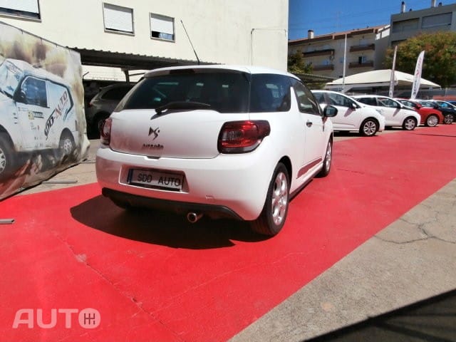 Citroen DS3 1.6 e-HDi So Chic 95g