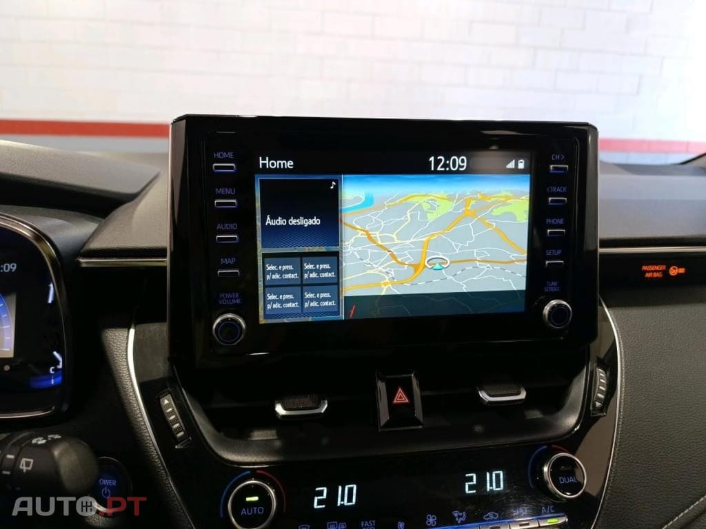 Toyota Corolla 1.8 Hybrid Comfort — fotografia 9