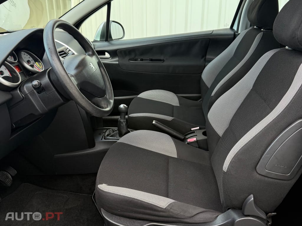 Peugeot 207 1.4 HDi Trendy