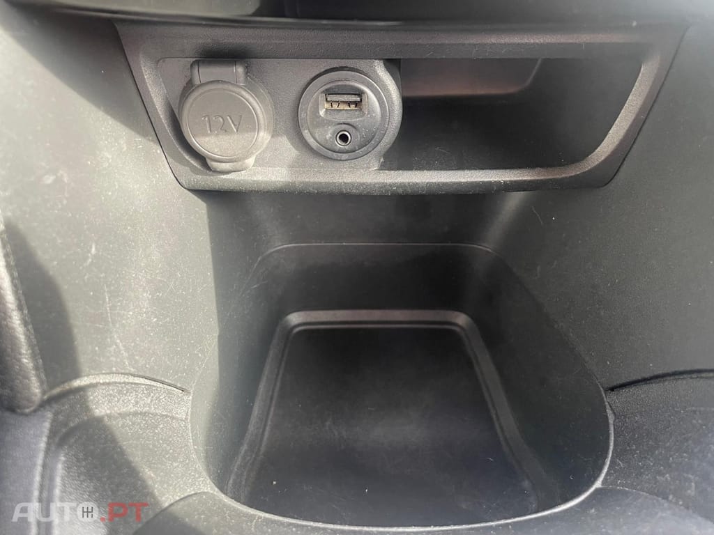 Peugeot 208 1.6 THP GTi