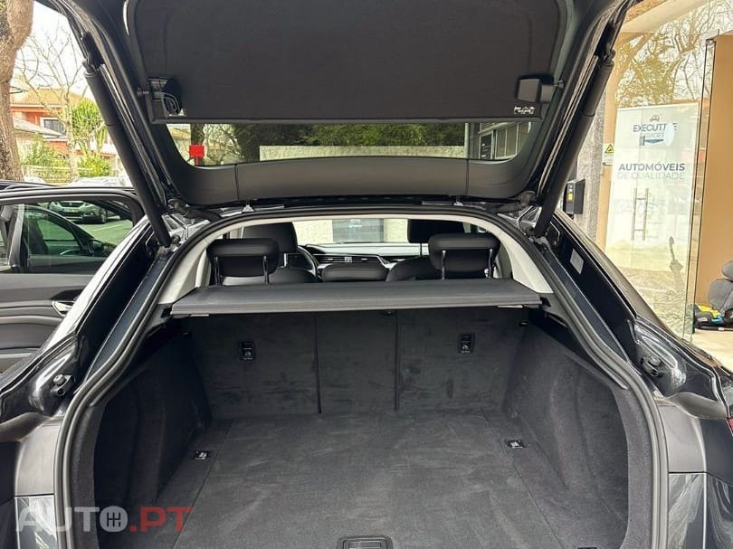 Audi E-Tron 50 quattro