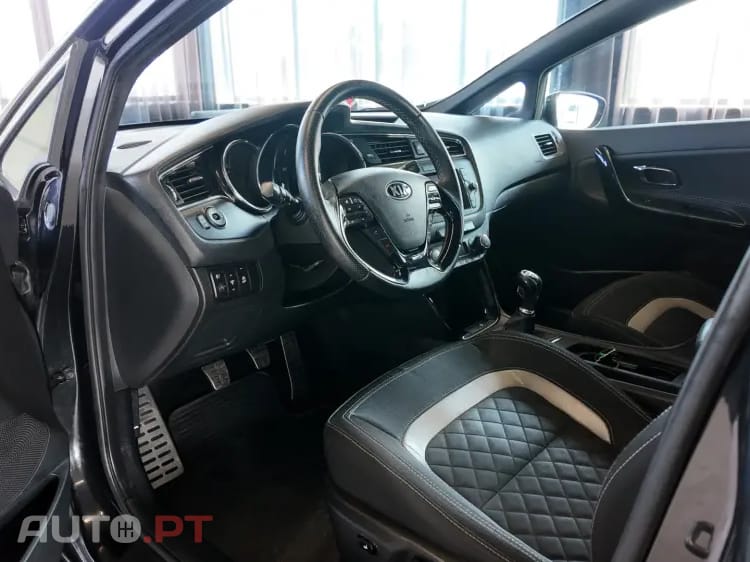 Kia Ceed 1.6 CRDi GT Line