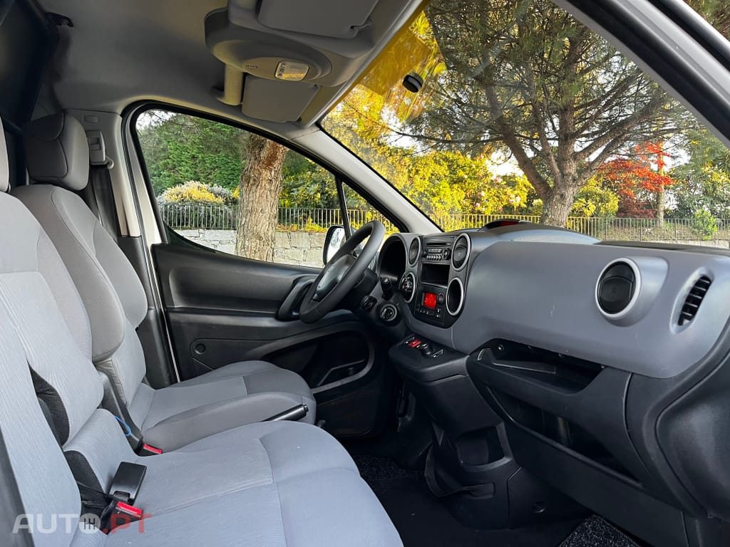 Peugeot E-Partner Elétrica