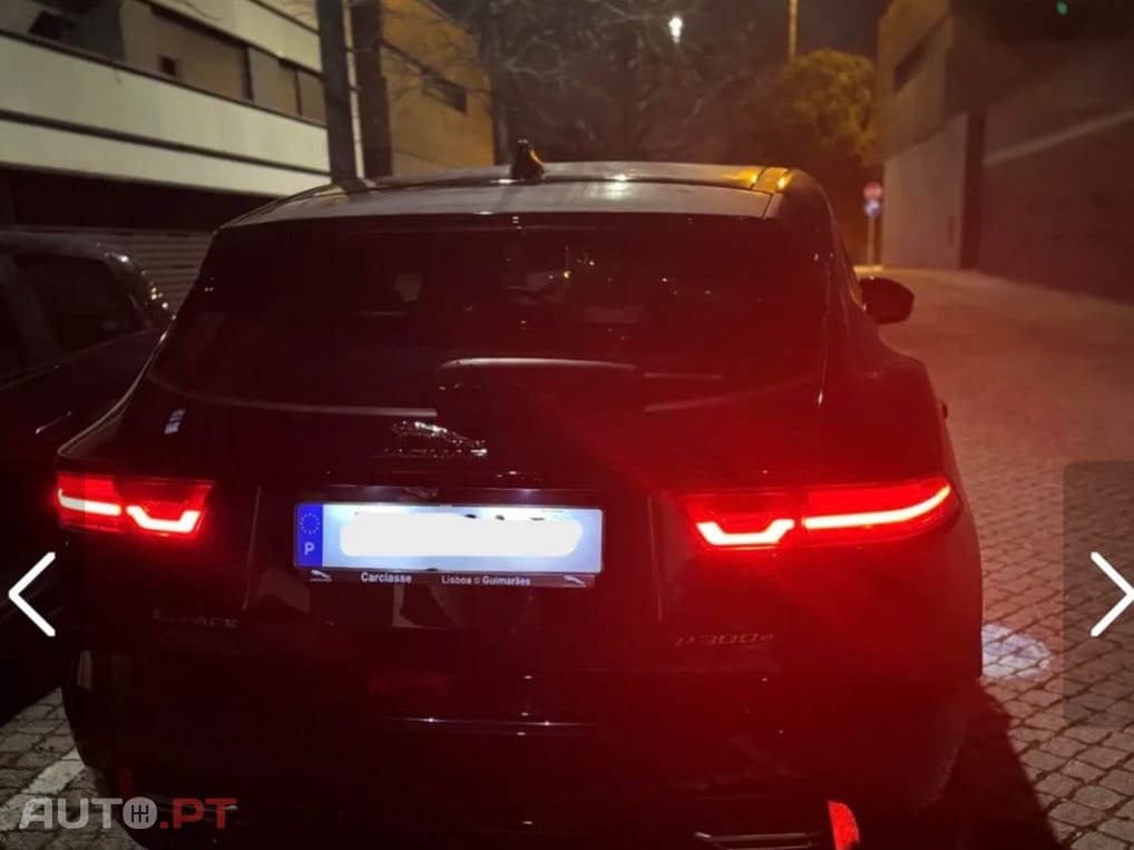 Jaguar E-Pace P300e R- dynamic