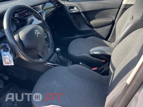 Citroen C3 1.2 VTi Seduction J16