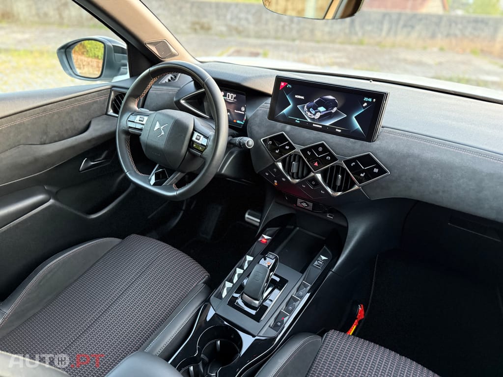 DS DS3 Crossback E-TENSE Performance Line