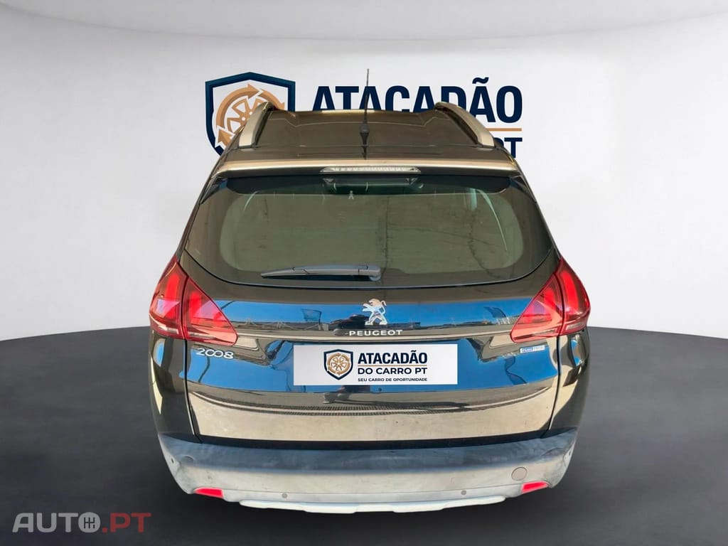 Peugeot 2008 1.2 PureTech Allure