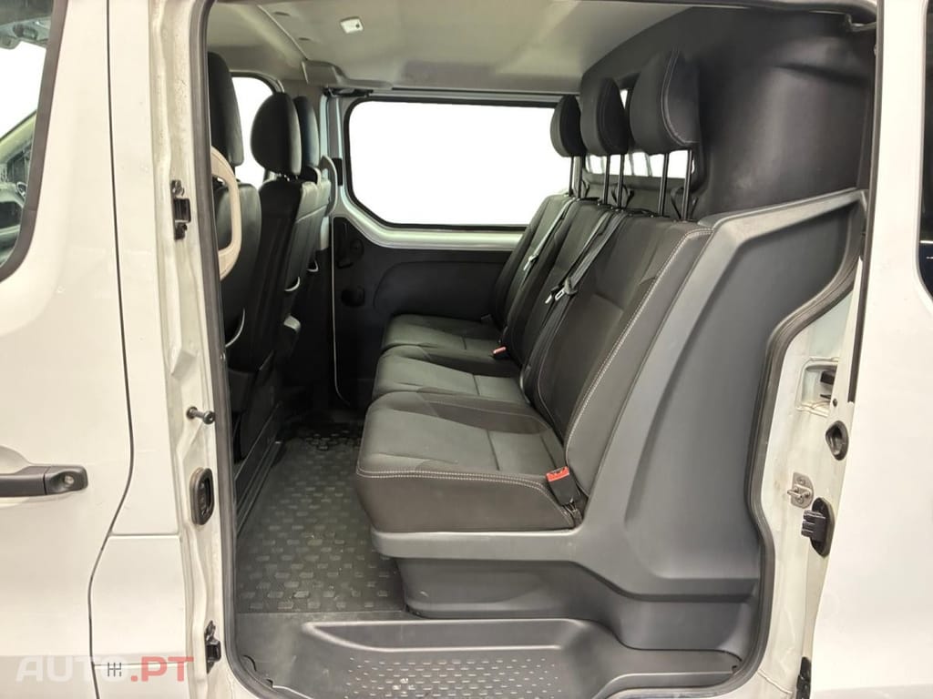 Nissan NV300 2.0 dCi L2H1 1.2T N-Connecta