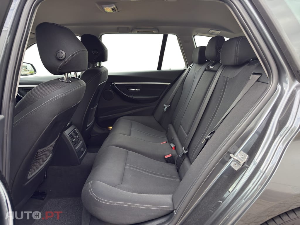 BMW 318 d Touring Line Sport Auto