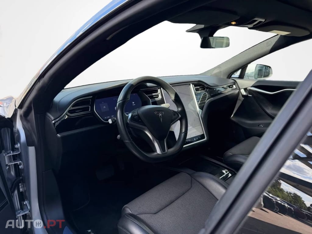 Tesla Model S 75D