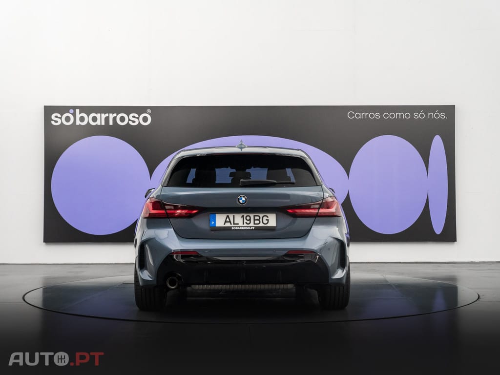 BMW 118 i Pack Desportivo M Auto
