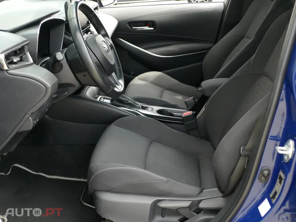 Toyota Corolla 1.8 Hybrid Active
