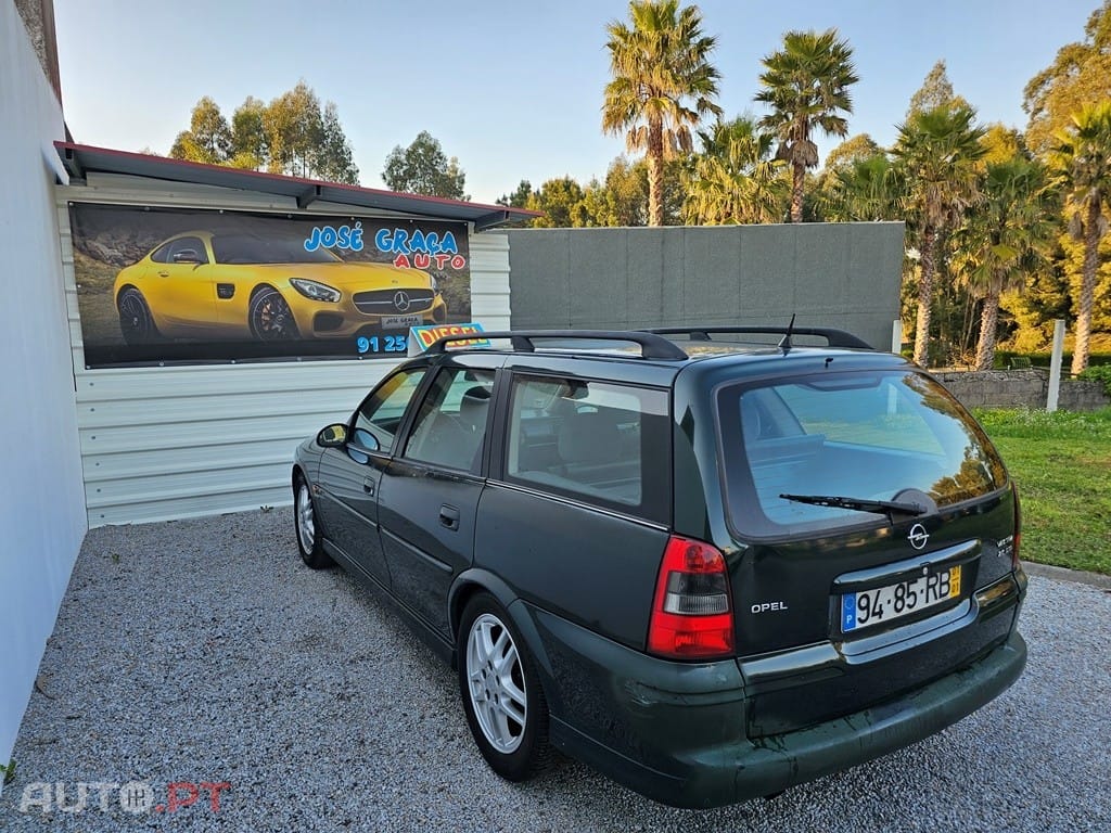 Opel Vectra Caravan 2.0 DTi Comfort