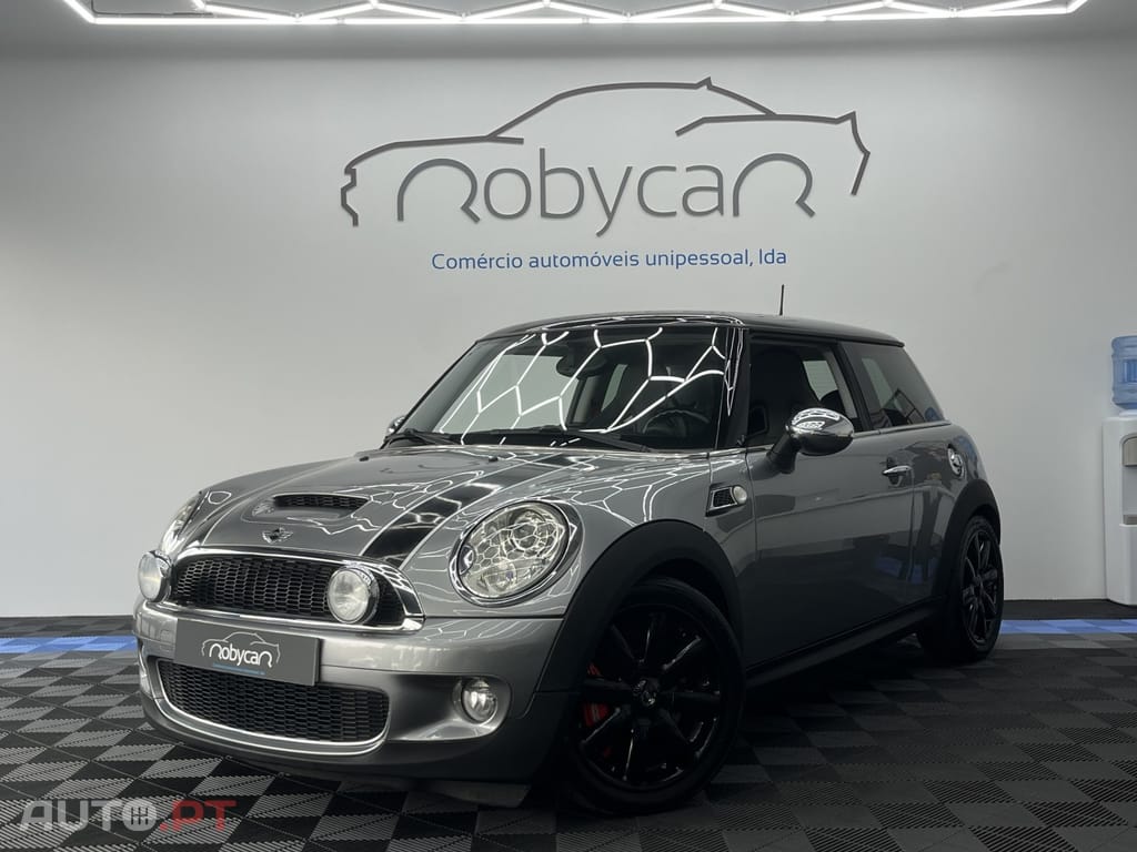 MINI Cooper Cooper S
