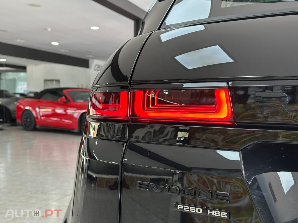 Land Rover Evoque P250 R-Dynamic HSE
