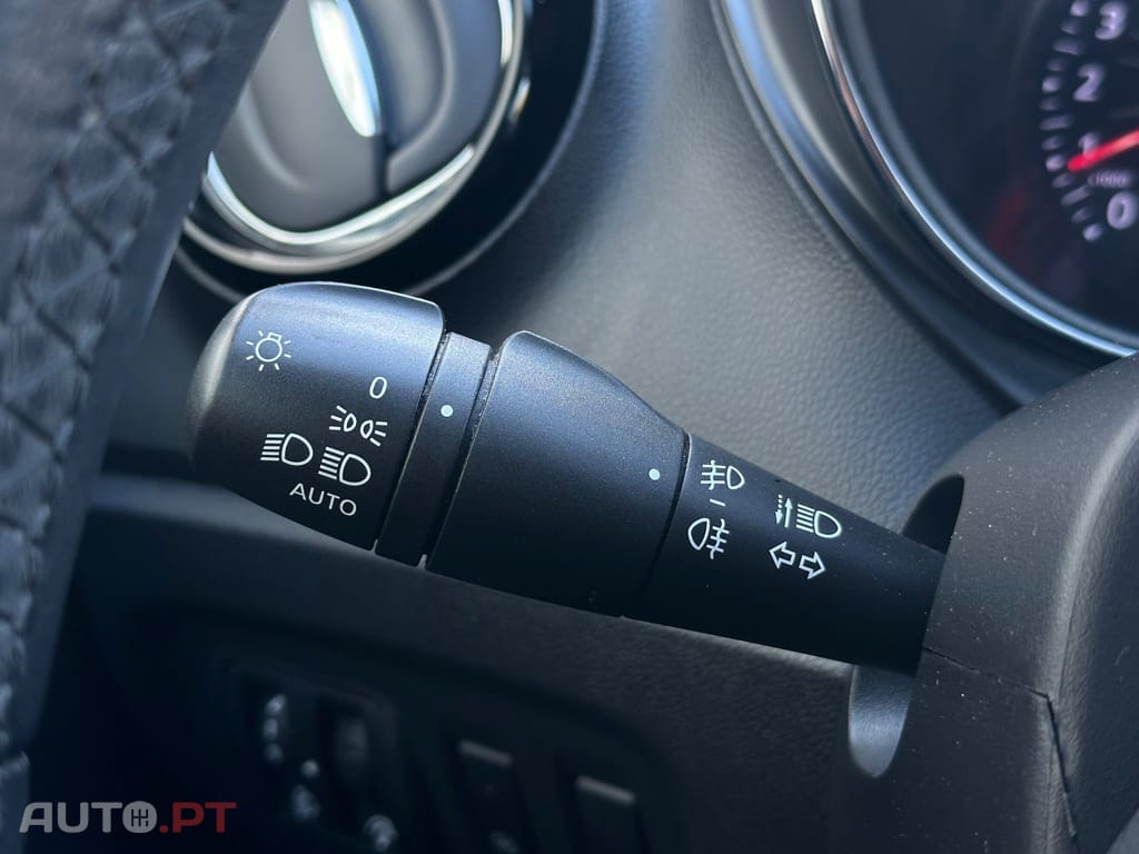 Renault Captur ENERGY TCe 120 LIMITED