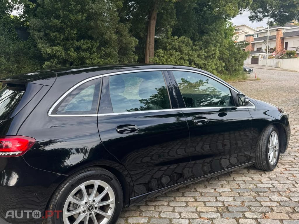 Mercedes-Benz 180 B 180 d automatico