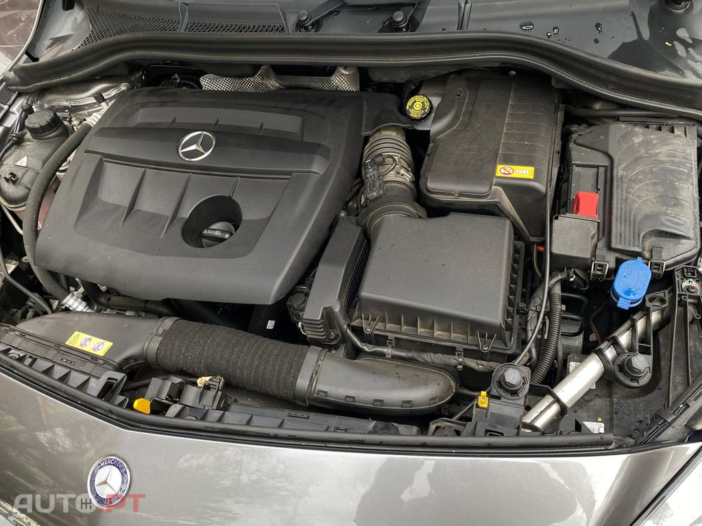 Mercedes-Benz B 180 d Style 
