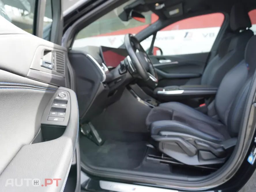 BMW 218 i Pack Desportivo M Auto