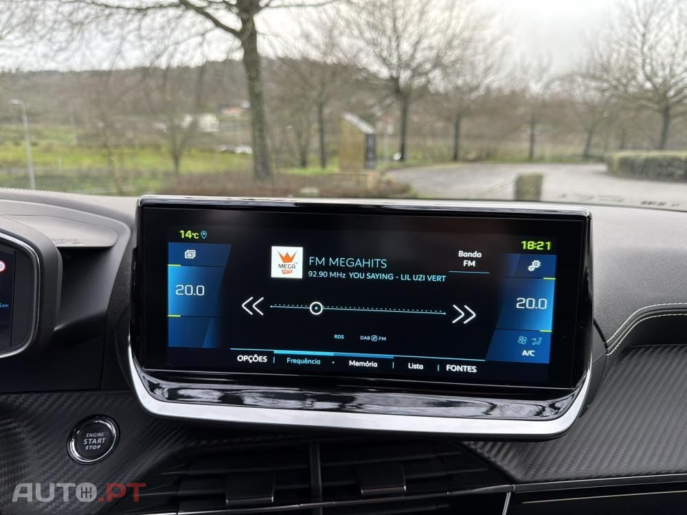 Peugeot E-208 50 kWh GT Pack