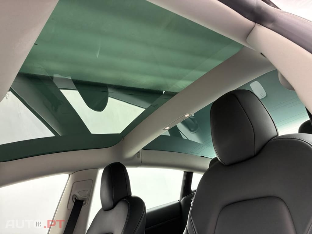 Tesla Model 3 Standard Range Plus RWD