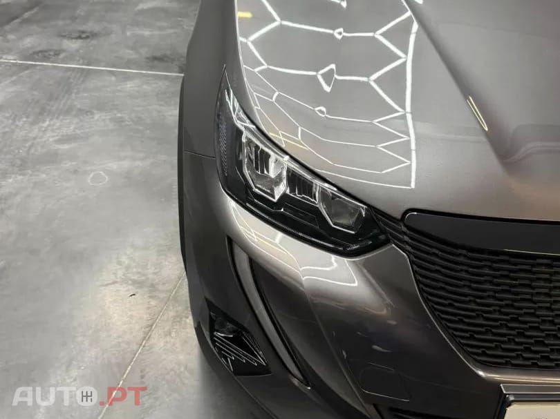 Peugeot 2008 1.2 PureTech Style