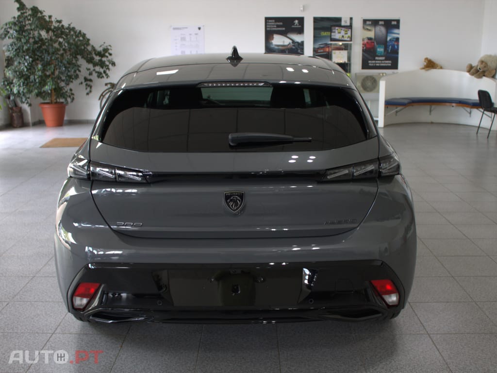 Peugeot 308 Allure Hybrid 136 CV