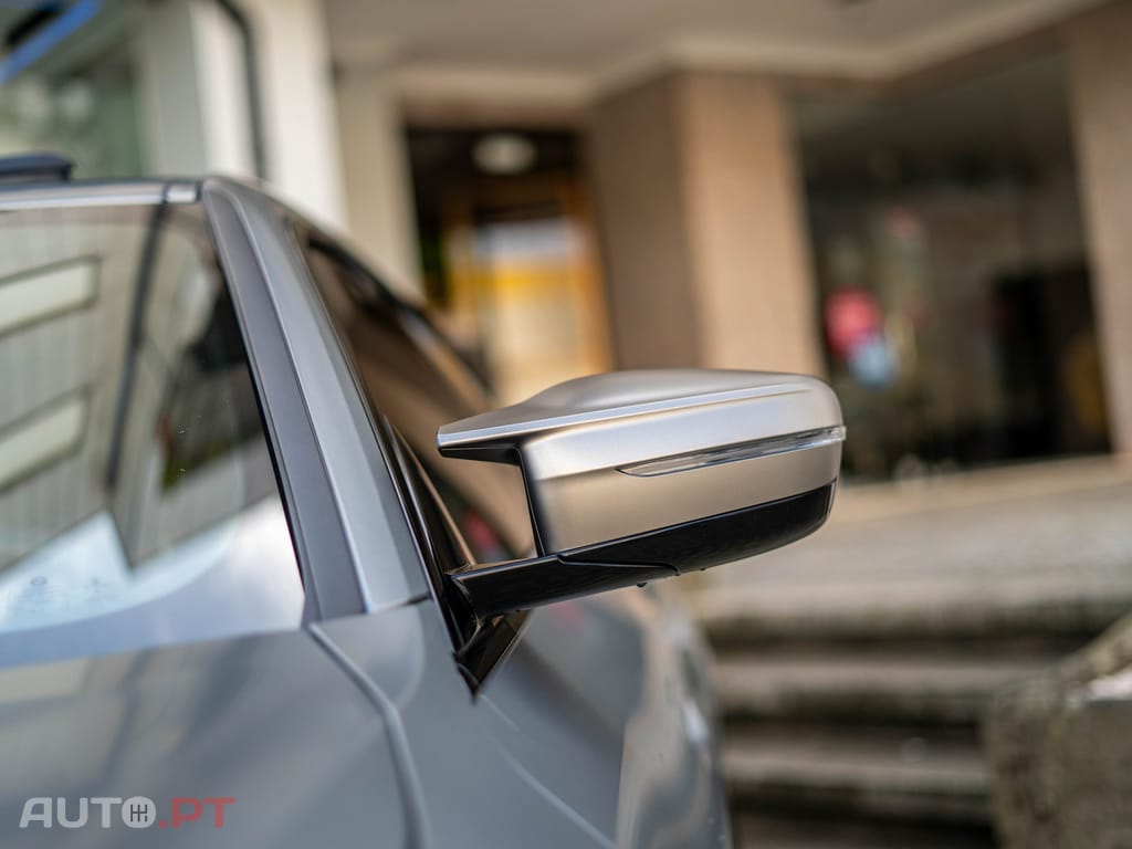 BMW i4 M50
