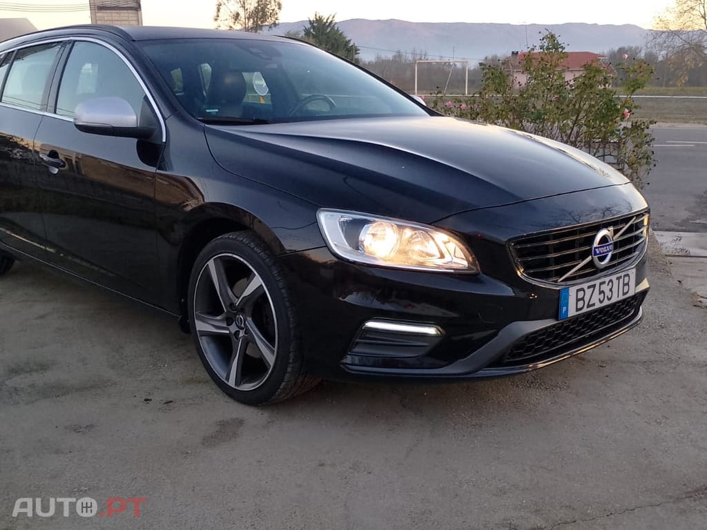Volvo V60 D3 R-Design