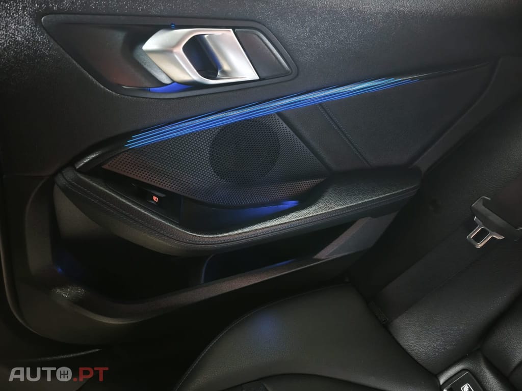 BMW 116 d Pack Desportivo M