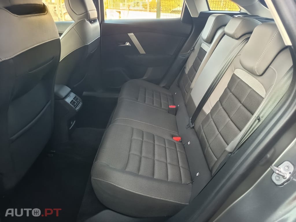 Citroen e-C4 50 kWh Plus