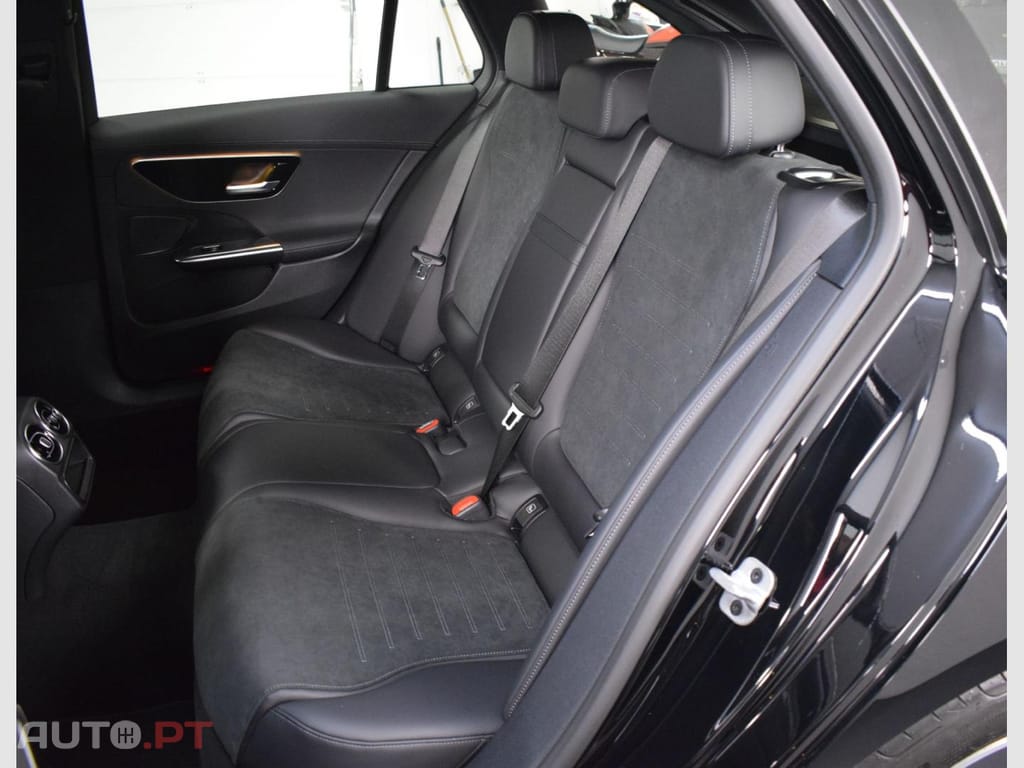 Mercedes-Benz C 300 de AMG Line