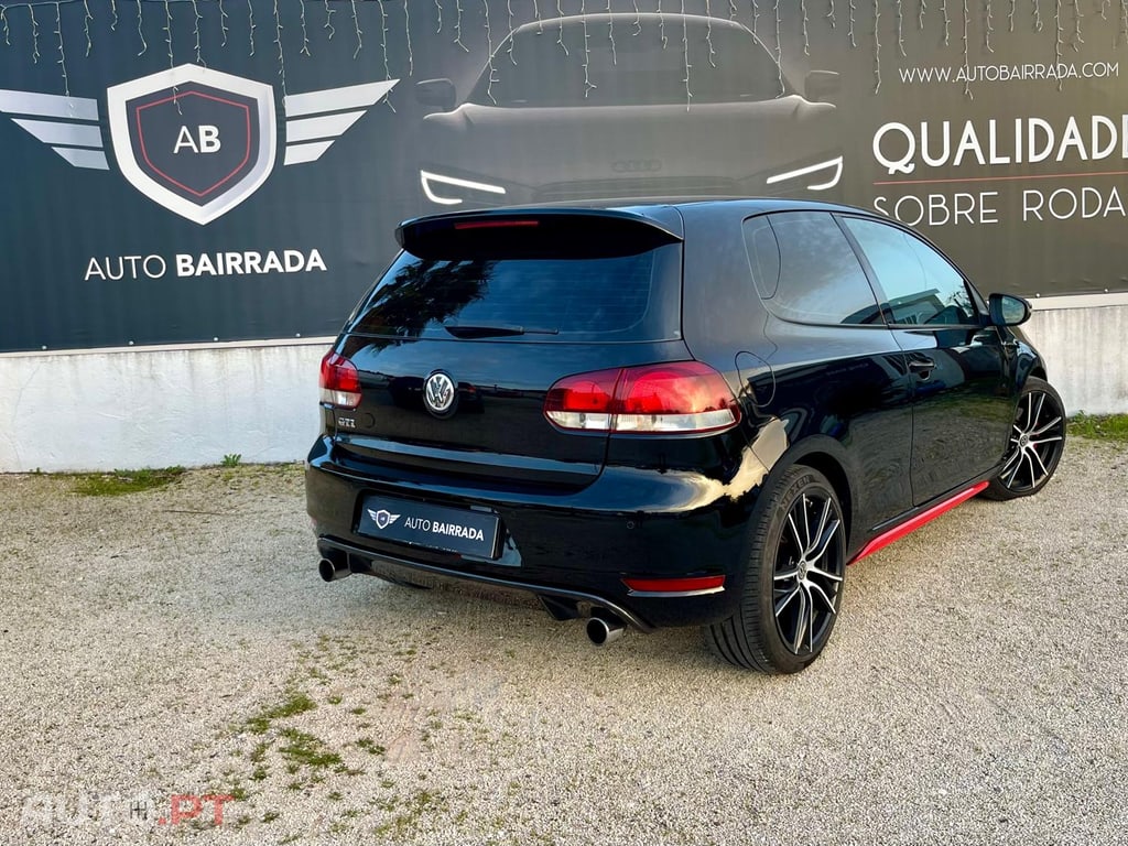 Volkswagen Golf VI 2.0 TSI GTi