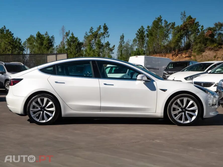 Tesla Model 3 Long-Range Dual Motor AWD