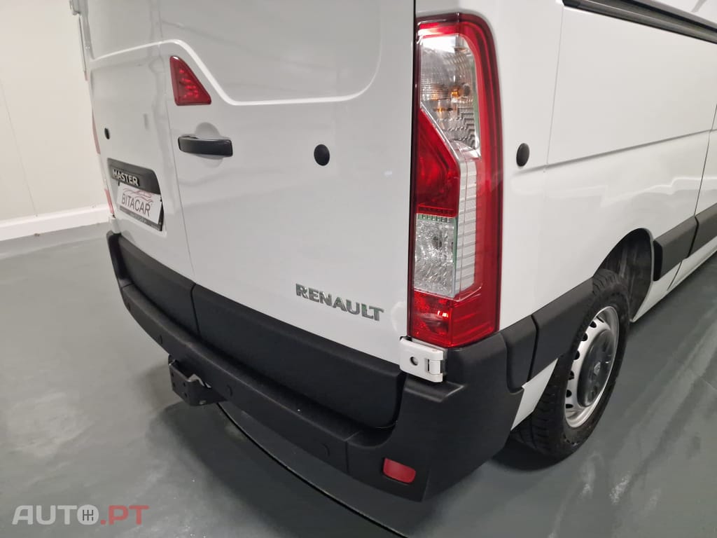 Renault Master 2.3 dCi L2H2 3.3T 130CV IVA DEDUTIVEL
