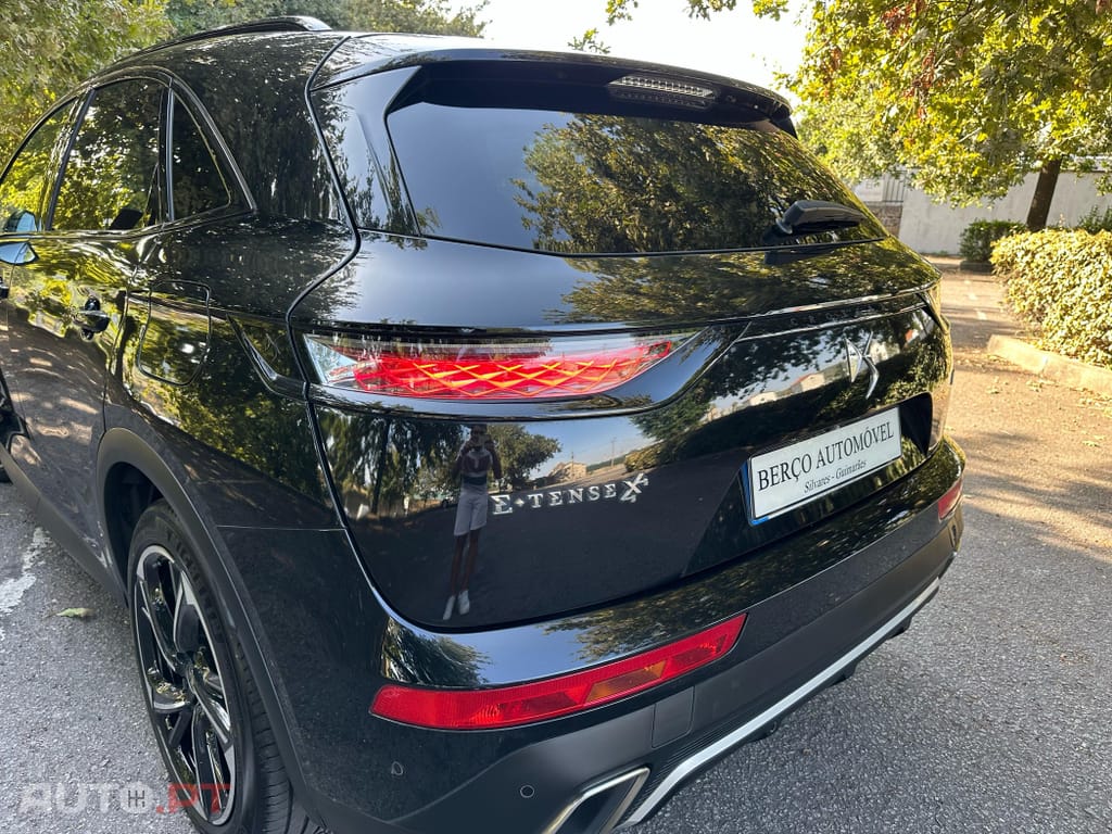 DS DS7 Crossback E-Tense Performance Line+ EAT8