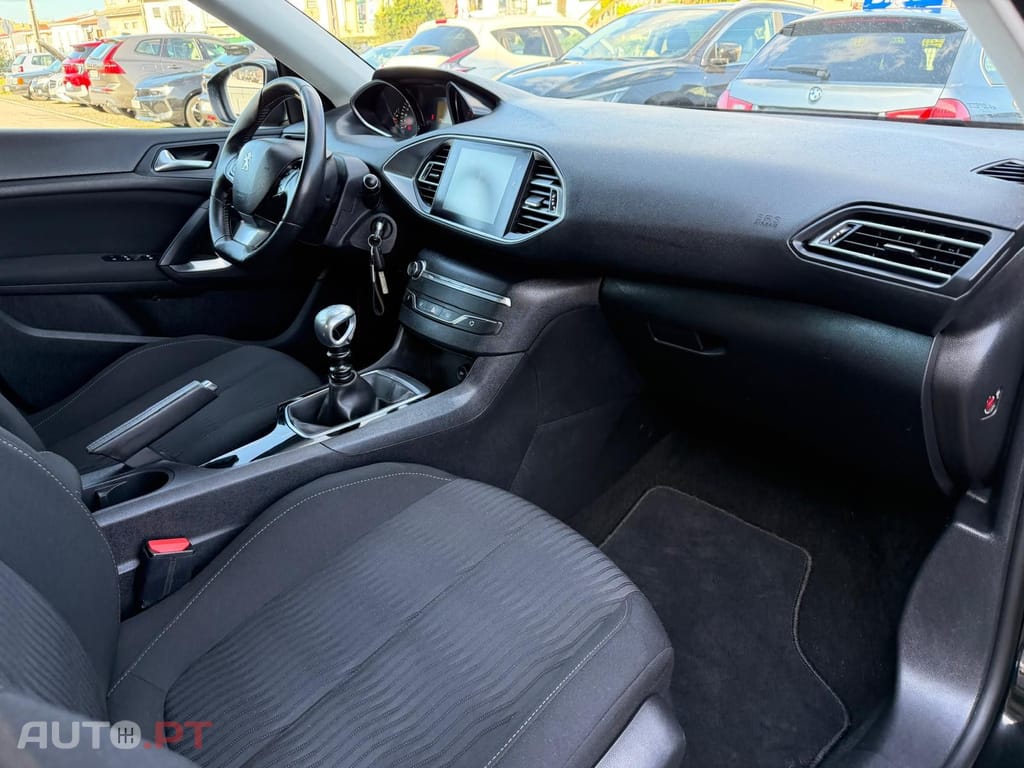 Peugeot 308 1.6 e-HDi Active