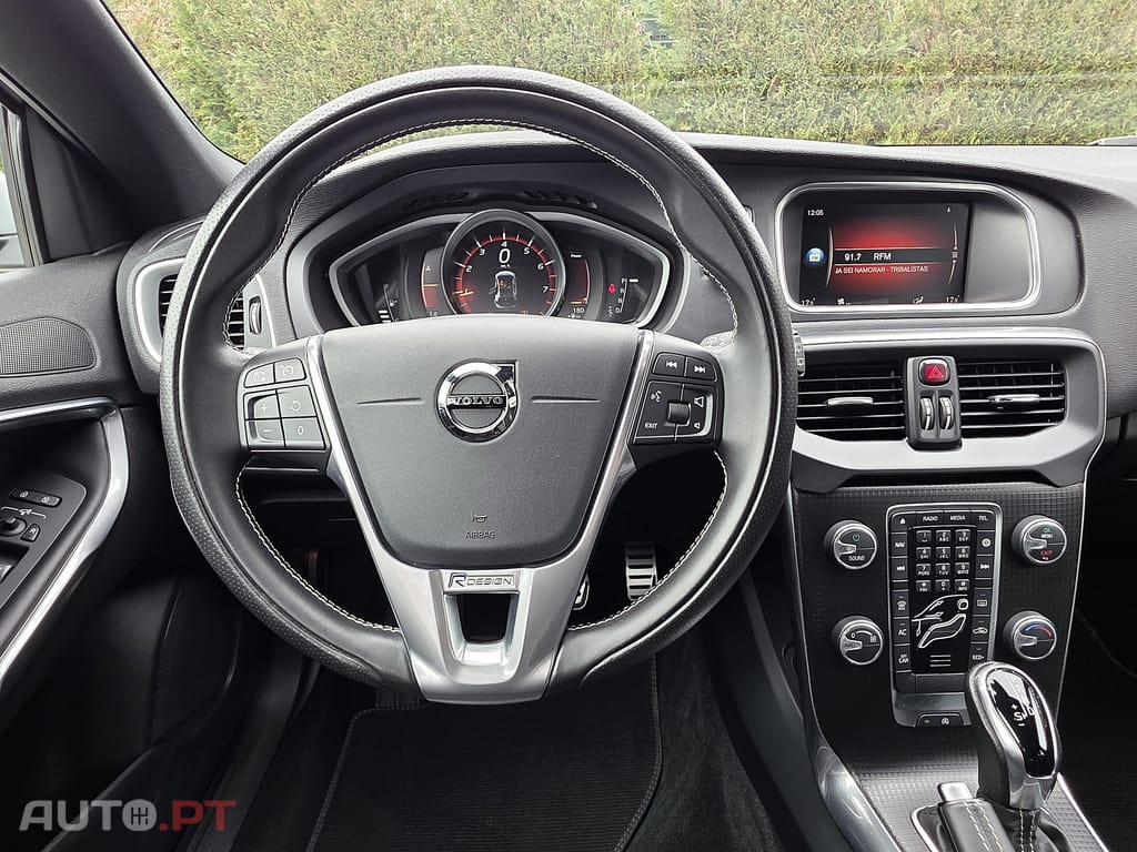 Volvo V40 1.5 T3 Sport Edition R Geartronic