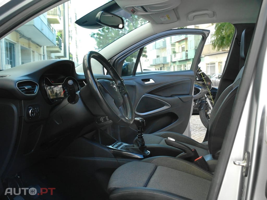 Opel Crossland X 1.2 T Innovation