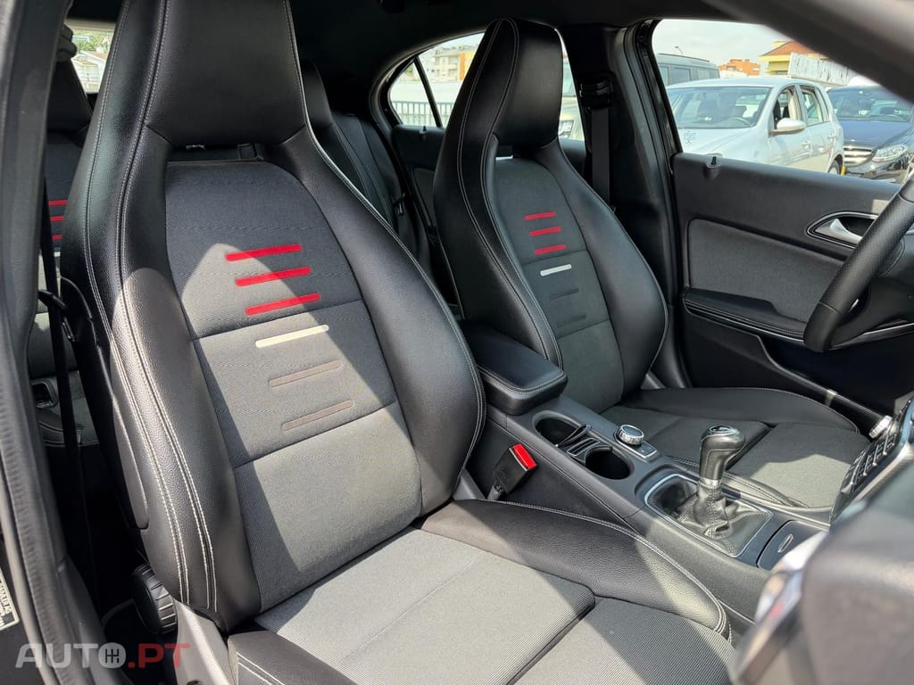 Mercedes-Benz A 180 d AMG Line