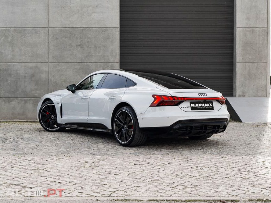 Audi E-Tron GT quattro