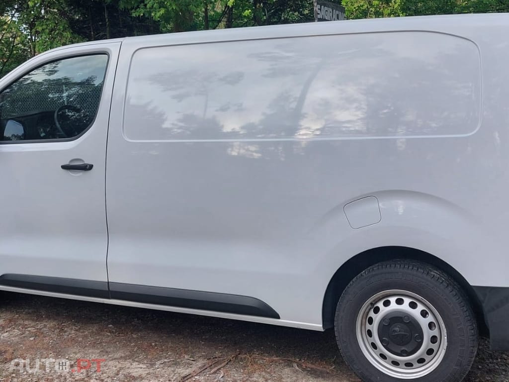 Peugeot E-Expert 75 kWh Semi-Vidrado Premium Standard