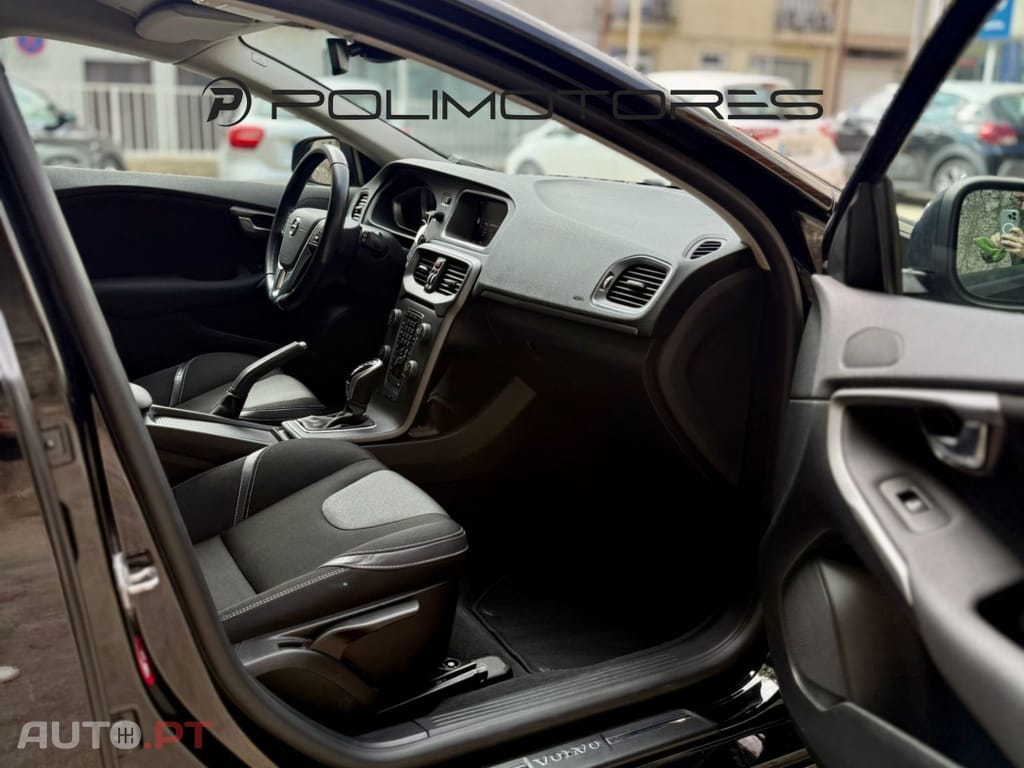 Volvo V40 1.5 T3 Sport Edition Plus Geartronic