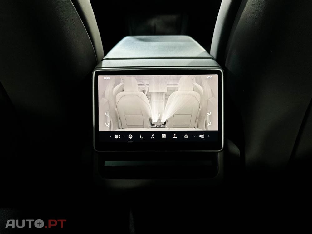 Tesla Model 3 Standard Range Plus RWD